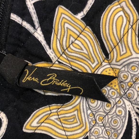 Vera Bradley knapsack - Picture 2 of 5